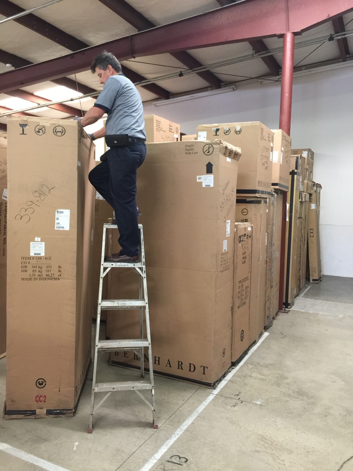 Warehouse inventory and storage